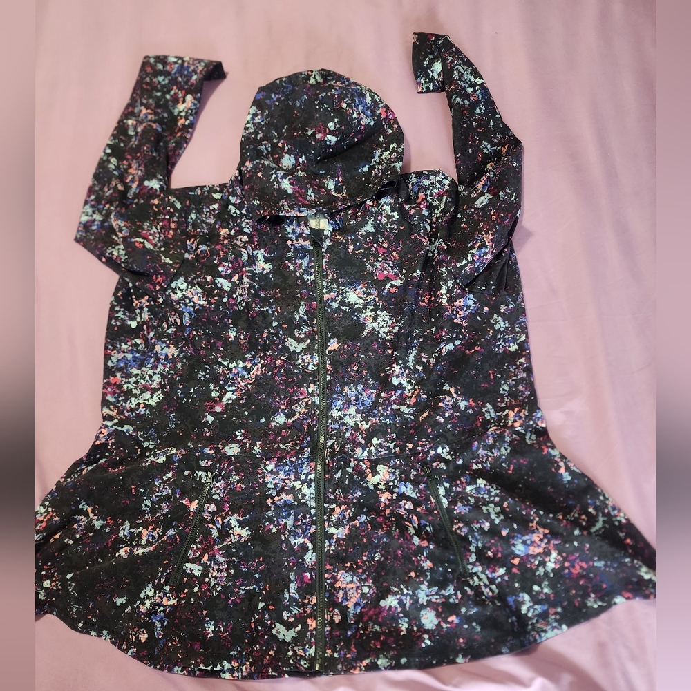 Livi zip up